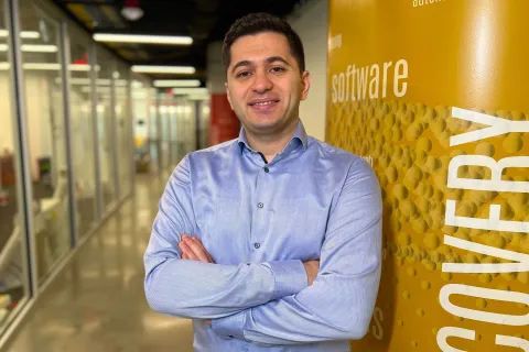 Can Firtina headshot